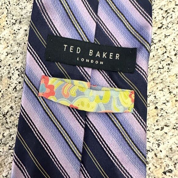 TED BAKER London Striped Purple Black 100% Silk Mens Necktie‎ - Picture 4 of 7